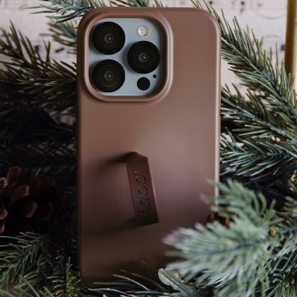 Loopycases phone case for iPhone15 Pro, Espresso Brown - Picture 5 of 9